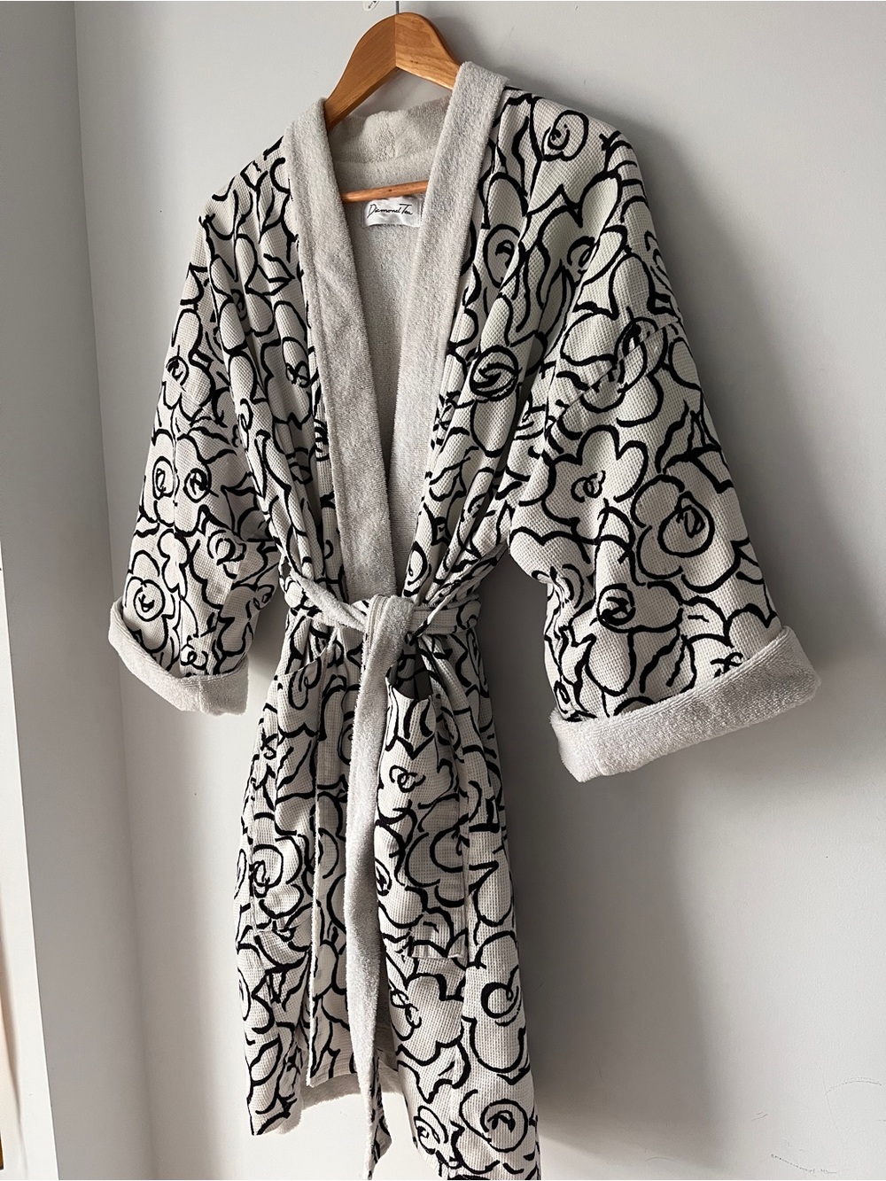 Vintage Diamond Tea Robe | Floral Terry Waffle | Black/White | 80s90s Loungewear